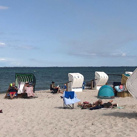 Ferienwohnung Sandkueste Mit Strandkorb & Indoor Spielplatz Heiligenhafen Extérieur photo