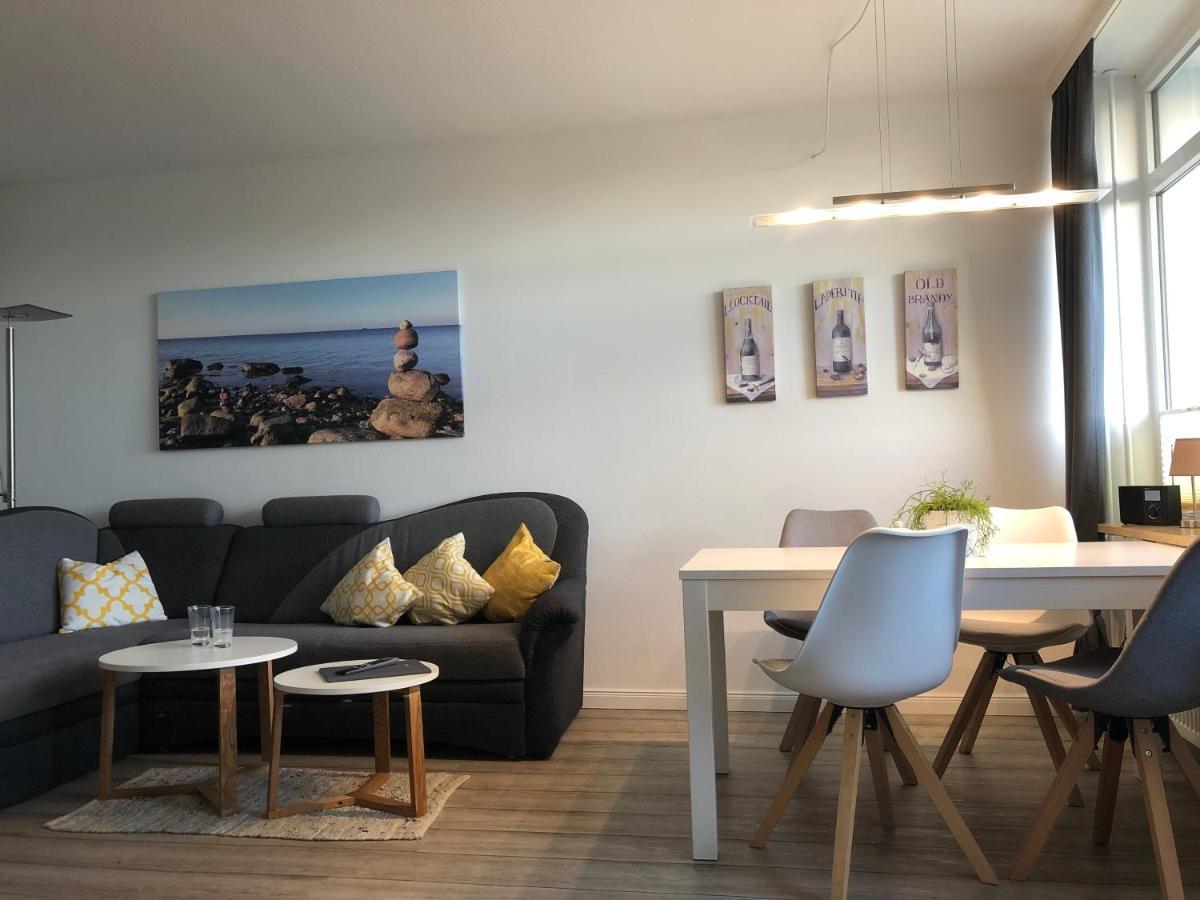 Ferienwohnung Sandkueste Mit Strandkorb & Indoor Spielplatz Heiligenhafen Extérieur photo