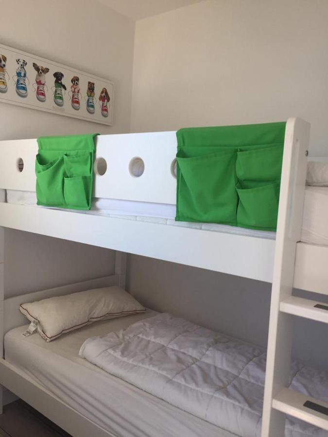 Ferienwohnung Sandkueste Mit Strandkorb & Indoor Spielplatz Heiligenhafen Extérieur photo